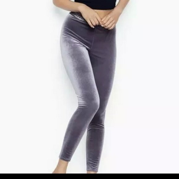 VICTORIA'S SECRET THE VELVET LEGGING - Picture 2 of 5